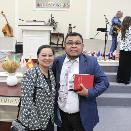 Pastor Jonathan Aparre